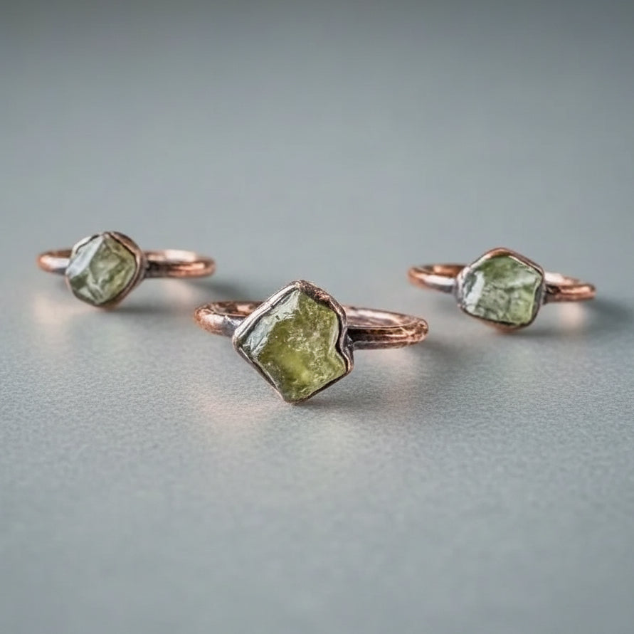 Raw Chrome Diopside Ring - Handcrafted Copper Talisman For Heart Healing
