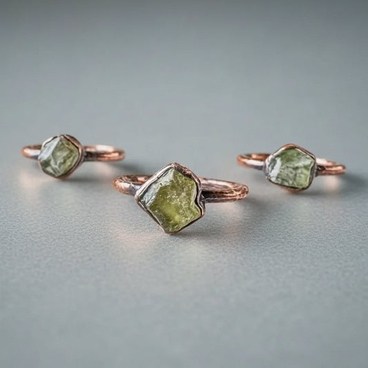 Raw Chrome Diopside Ring - Handcrafted Copper Talisman For Heart Healing