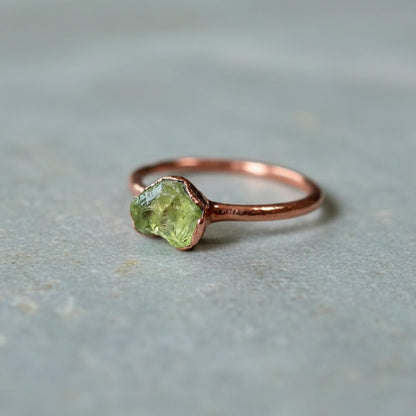 Peridot Copper Ring - Handcrafted Crystal Jewelry For Daily Clarity