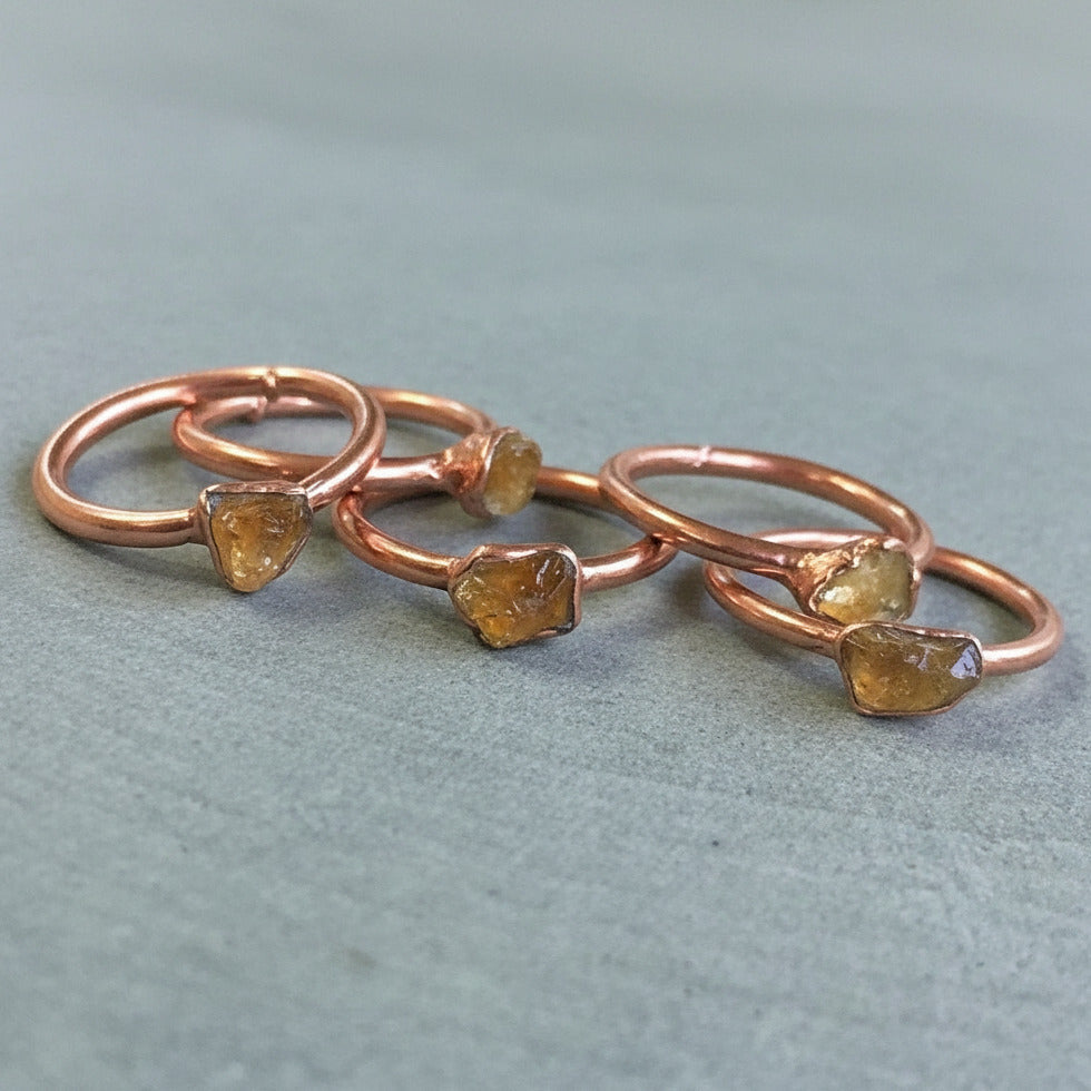 Handcrafted Copper Raw Amber Ring for Confidence in Everyday Rituals