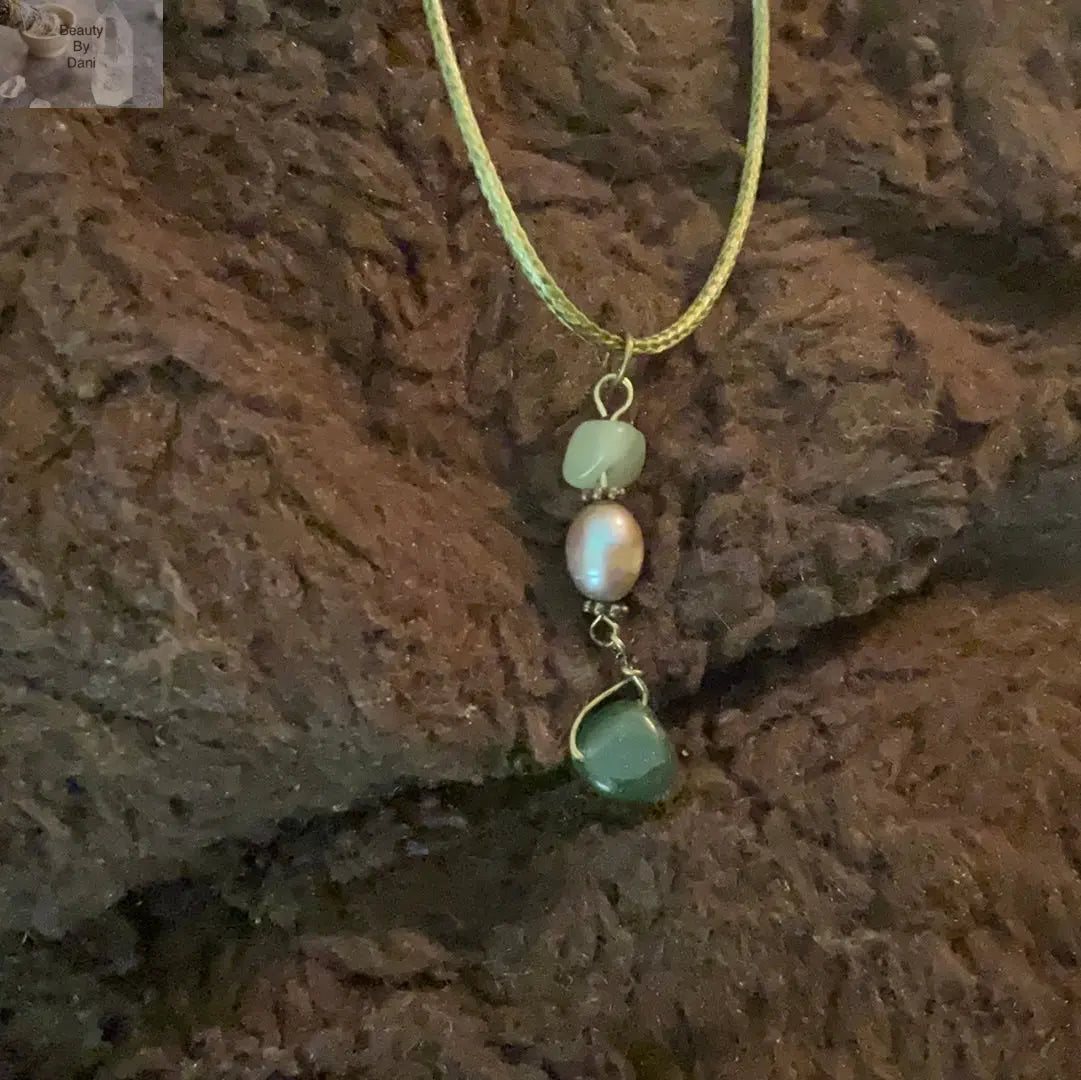 Aventurine and Pearl Necklace & Earrings Set